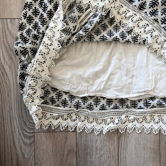 Old Navy Halter Dress with Leaf Pattern and Shoulder Ties with Tassels Size M - Picture 12 of 13